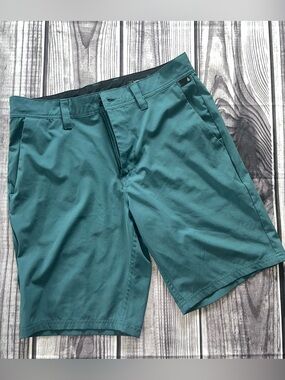 Volcom Men's Teal Shorts